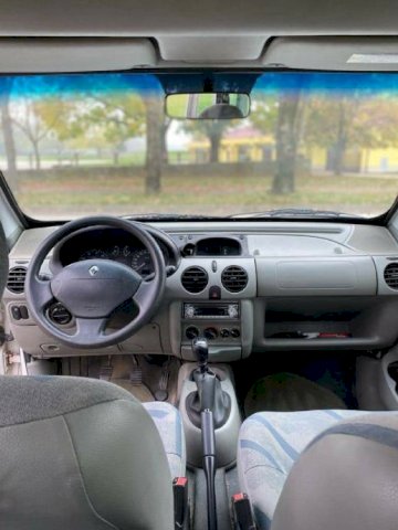 KANGOO ODLIČAN SAMO 25OOOO km