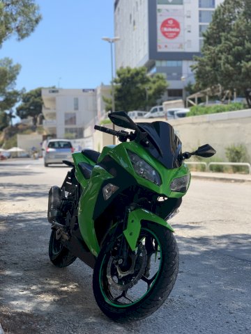 KAWASAKI NINJA 300 ABS