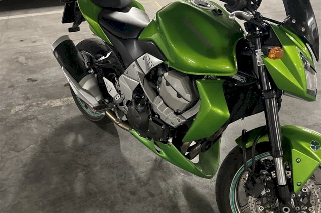 KAWASAKI Z750 ABS