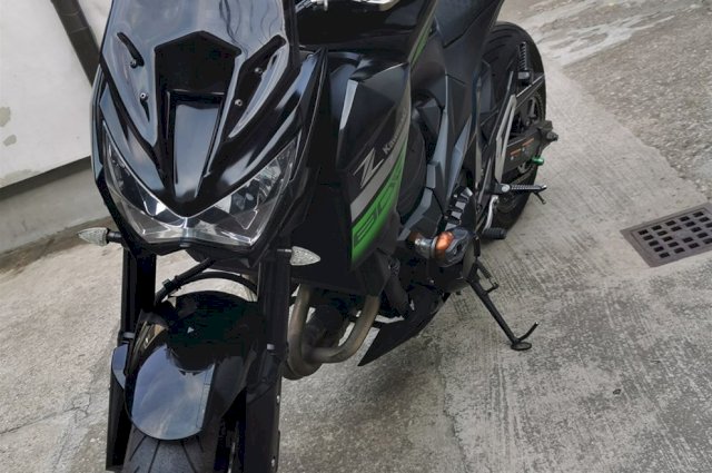 KAWASAKI Z 800