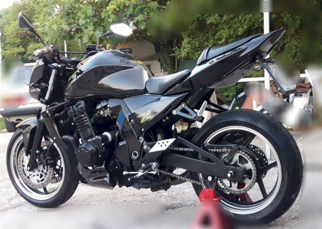 KAWASAKY Z750,,TOP STANJE