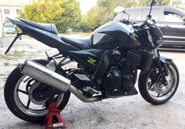 KAWASAKY Z750,,TOP STANJE