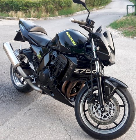 KAWASAKY Z750,,TOP STANJE