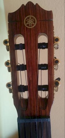 KLASIČNA GITARA ***YAMAHA CG 171 S***