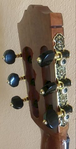 KLASIČNA GITARA ***YAMAHA CG 171 S***