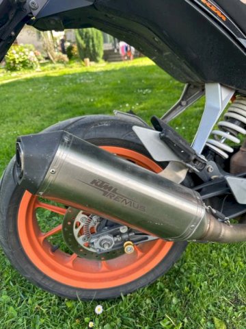 KTM Duke 390 ABS, 2016 god.