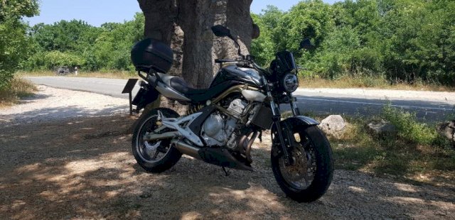 Kawasaki Er6 650 cm3, 2007 god.