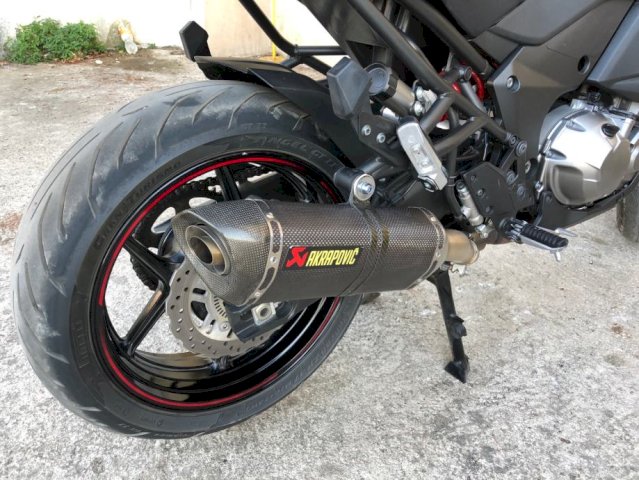 Kawasaki Versys 1043 cm3, 2017 god.