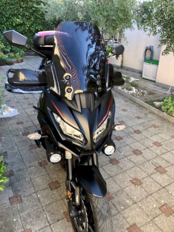 Kawasaki Versys 1043 cm3, 2017 god.