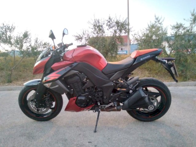 Kawasaki Z1000 Zamjena za dostavno vozilo, 2012g
