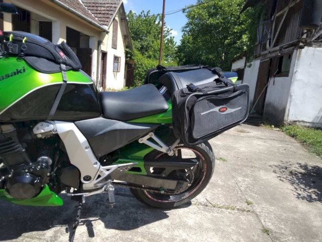 Kawasaki Z750 750 cm3, 2006 god.