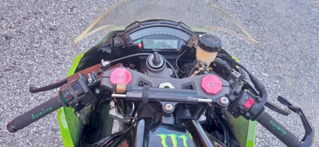 Kawasaki ZX10R 998 cm3, 2013 god.