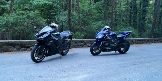 Kawasaki Zx6r 600 cm3, 2008 god.