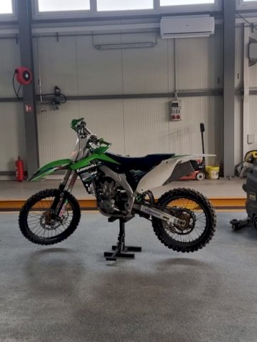 Kawasaki kxf 450, 2015 god.