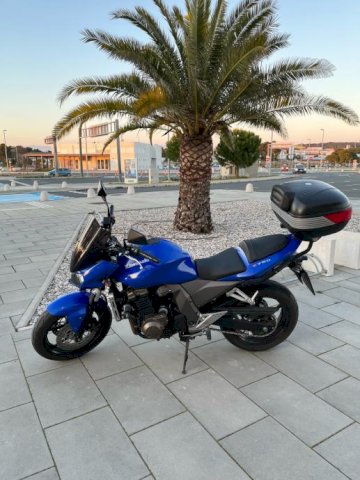 Kawasaki z750