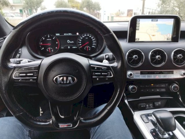 Kia Stinger 2,2 CRDI GT-LINE 2WD