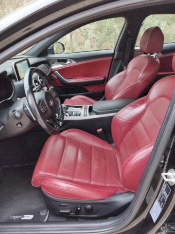 Kia Stinger 2,2 CRDI GT-LINE 2WD