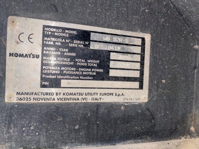 Komatsu WB97R 2008. God.