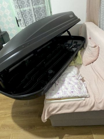 Krovni nosači i krovna kutija original Thule