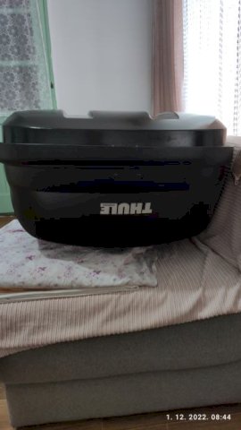 Krovni nosači i krovna kutija original Thule