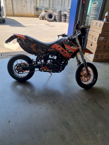 Ktm 640 supermoto