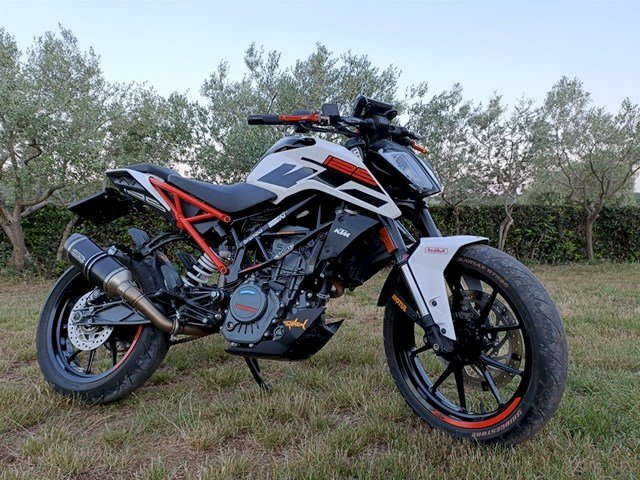 Ktm duke 125