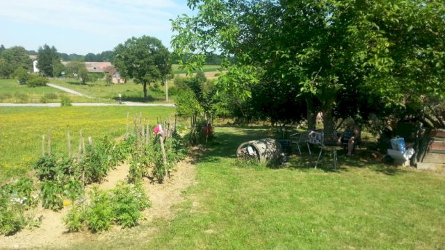 Kuća 75 m2 i 1288 m2 građevinsko zemljište