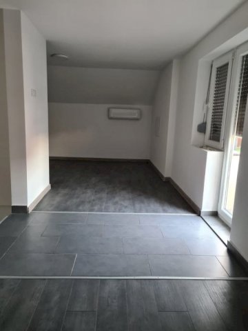 Kuća: Karlovac, 153 m2