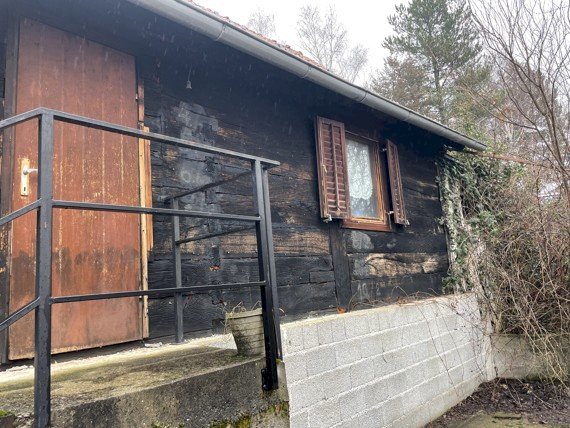 Kuća Od Hrastovine, Otporna Na Potrese, Ekološk