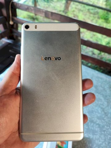 LENOVO PHAB PLUS 6,8