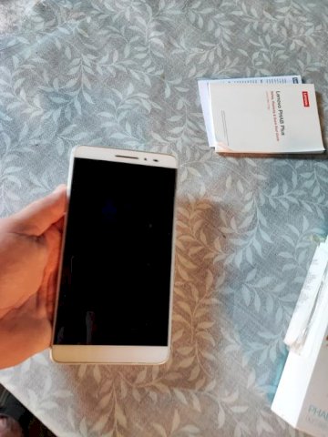 LENOVO PHAB PLUS 6,8