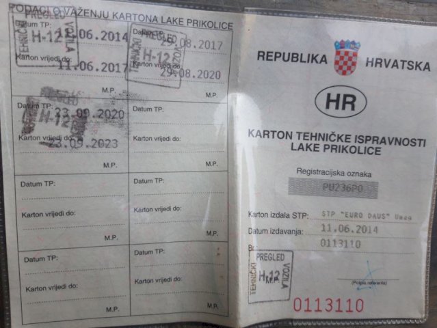 Laka prikolica
