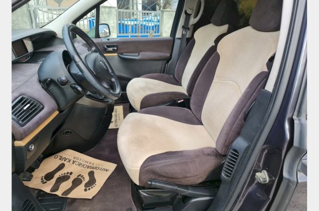 Lancia Phedra 2.0 jtd