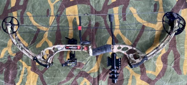 Lovački Složeni Luk PSE stinger X + kompletna o