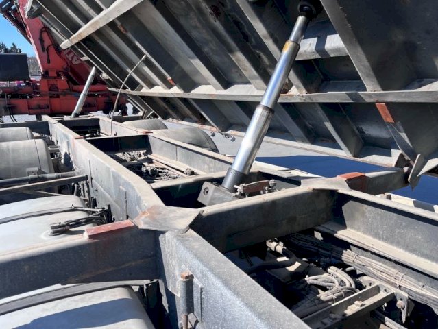 MAN 26 414, 2001 god.