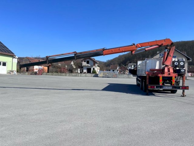 MAN 26 414, 2001 god.