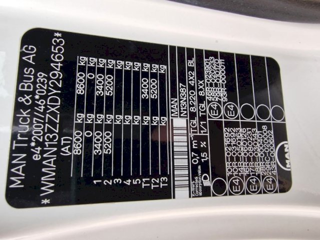 MAN 8 220 automatik, 2014 god.