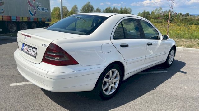 MERCEDES C 270 CDI - 2 VLASNIK - TOP STANJE -