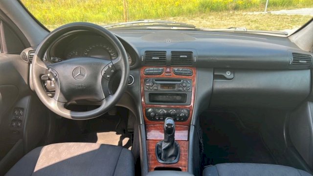 MERCEDES C 270 CDI - 2 VLASNIK - TOP STANJE -