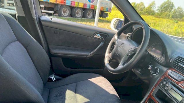 MERCEDES C 270 CDI - 2 VLASNIK - TOP STANJE -