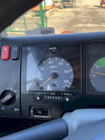 MERCEDES VARIO 614D, 2002 god.