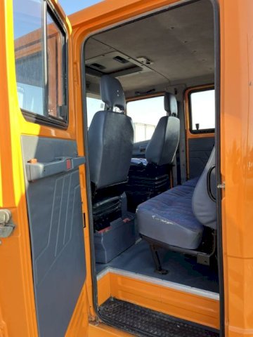 MERCEDES VARIO 614D, 2002 god.