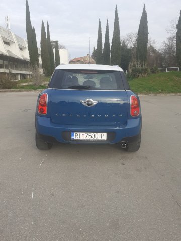 MINI COOPER COUNTRYMAN