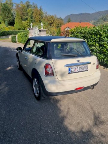 MINI One R56 Hatch 1.6i