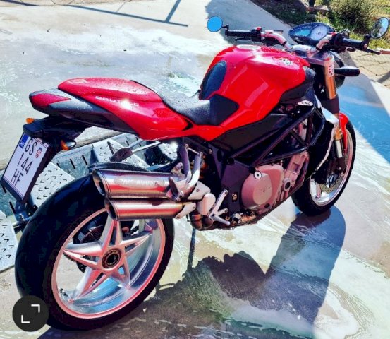 MV Agusta BRUTALE 750 cm3, 2005 god.