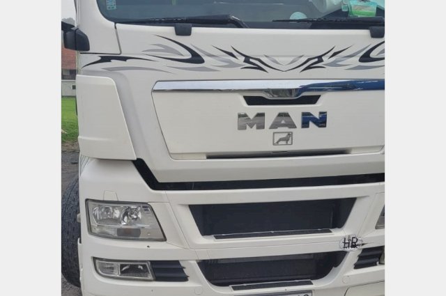 Man tgx i poluprikolica Kempf