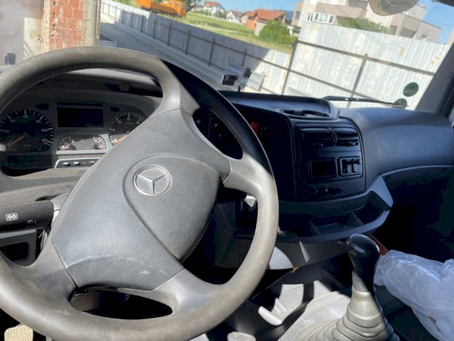 Marcedes benz Axor 18.33 Hiab 144, 2010 god.