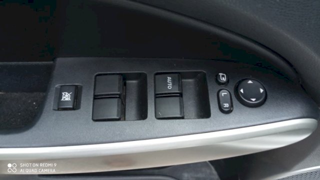 Mazda 2 1,3 i TE 16V- klima, parking senzori