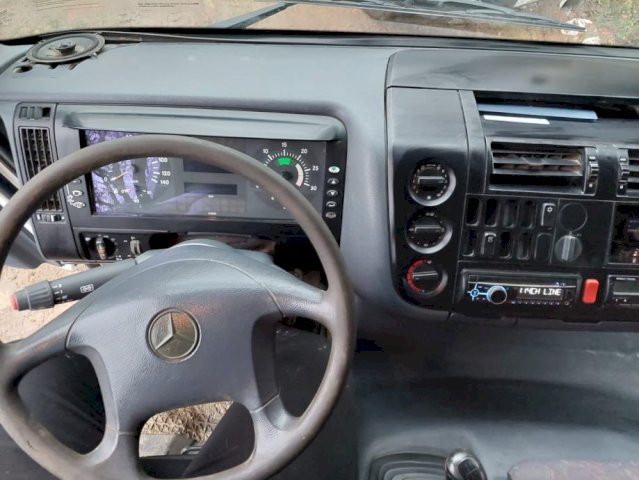 Mercedes Atego 1823, 2002 god.