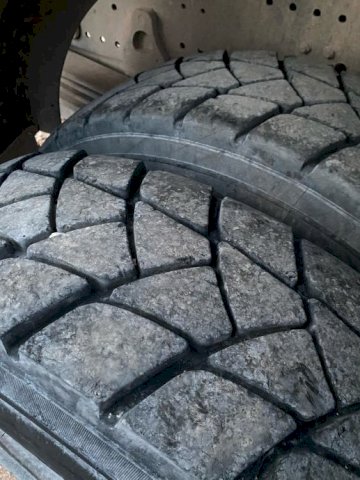 Mercedes Atego 1823 Kiper/kran, 2000 god.